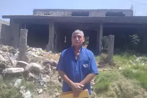 Hombre denuncia la usurpacin de su terreno en el barrio Acua Isi