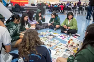 Feria del Libro: Flor Freijo, la figura destacada del viernes 13