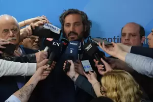 Cafiero: "La prioridad de hoy es sacar a 180 menores de Israel"