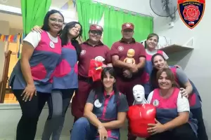 Bomberos brindaron una charla de primerio auxilios a docentes de Jard�n Maternal N�1