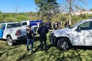 Encontraron el cadver de un hombre en la orilla de un desage