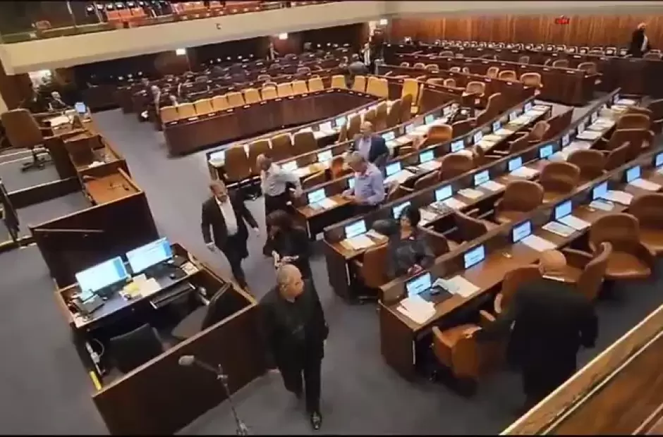 Parlamento Israel evacuado