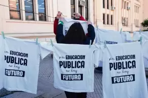 Nodocentes se pronunciaron a favor de la educaci�n p�blica y gratuita