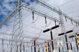 Un hombre recibi una descarga elctrica mientras haca trabajo de mantenimiento