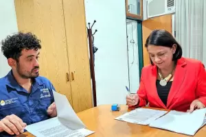 Alumnos de la Facultad de Ciencias Exactas harn pasantas en empresa radicada en la provincia