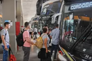 No se vendern pasajes de colectivos de larga distancia para diciembre
