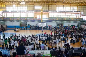 IV Intercolegial de Literatura: Estudiantes y docentes celebraron 40 Aos de democracia a travs de la lectura