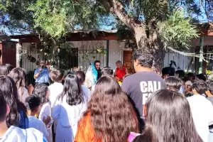 La Madre del Valle llev su bendicin a la comunidad educativa de las Mil Viviendas