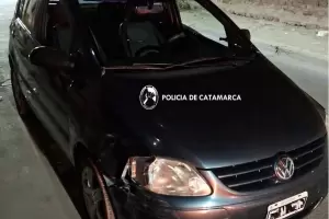 Un adolescente choc contra un remis en Tinogasta