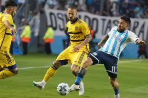 Racing venci 2-1 a Boca Juniors en el final y se qued con un triunfo clave