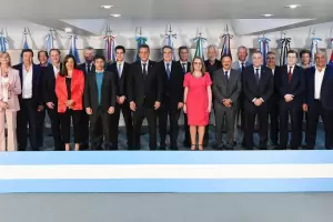 Ral Jalil y el resto de gobernadores peronistas garantizaron el respaldo a Massa para el balotaje