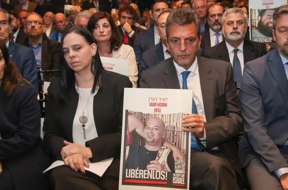 Massa en el acto de la DAIA