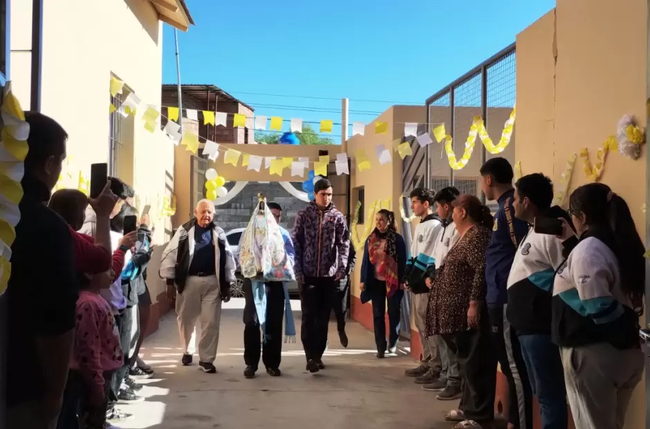 virgen visita viernes 2