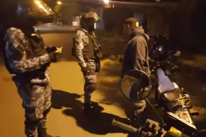 Lo sorprendieron con marihuana y termin aprehendido