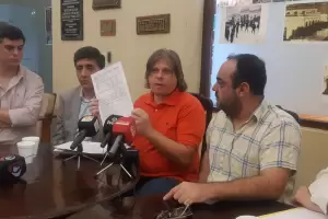 Estatales Unidos advierten que los salarios cayeron un 52% frente a la inflacin