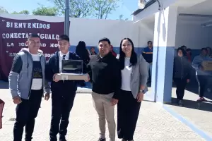 84 alumnos de la Escuela Secundaria N7 recibieron su netbook