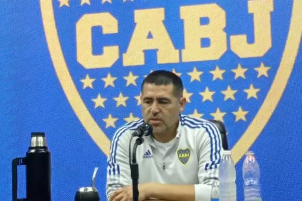 El elegido de Riquelme: Boca le ofreci� el cargo de DT a un exjugador del club