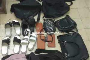 Recuperan mercadera robada de una marroquinera de Capital