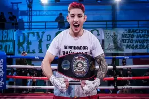 "Pacman" Corzo gan en el primer round y retiene su ttulo Fedelatin