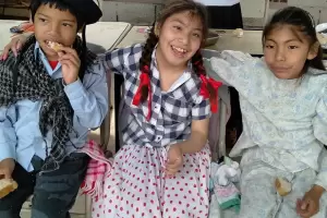 Alumnos de Educacin Especial celebraron el Da de la Tradicin