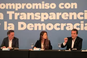 Massa quiere que la oposici�n maneje la Oficina Anticorrupci�n