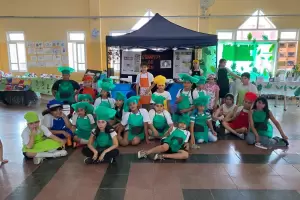 Alumnos de la Escuela San Jorge presentaron el proyecto "Granitos de Oro"