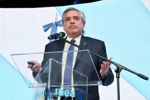 Reapareci Alberto Fernndez con un mensaje en homenaje a los 44 tripulantes del Ara San Juan