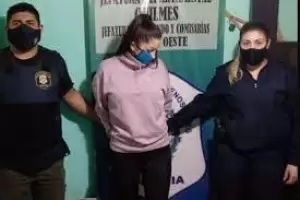 "Viuda negra" muri al caer de un quinto piso