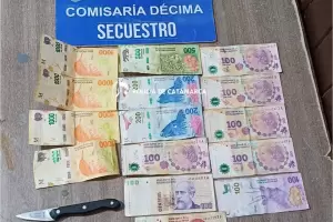Polica de la provincia recuperaron una motocicleta sustrada y secuestraron dinero en efectivo