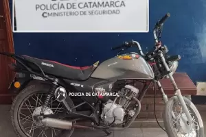 Arrebatador detenido: recuperan celular y secuestran moto