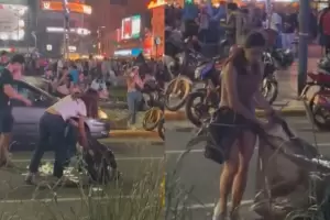 Los partidarios de Milei limpiaron la plaza del Obelisco tras los festejos