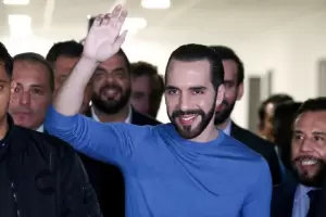 "Ahora dilo sin llorar": la chicana de Bukele contra Petro tras la victoria de Milei