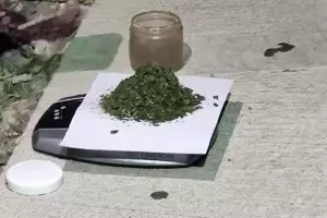 Choque a la salida de un boliche: encontraron sustancias en un vehculo