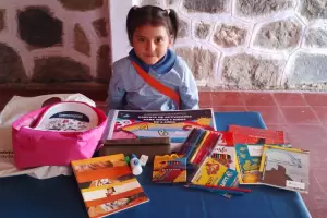 Educacin Inicial entreg materiales de Puentecitos para infancias en Aconquija