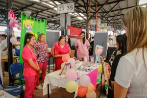 Da Nacional de la Enfermera. exitosa expo en el PCPC