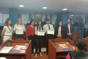 Estudiantes de secundarias fueron premiados por el Senado de Catamarca