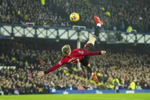 La descomunal chilena de Garnacho en Manchester United y el festejo ms o menos