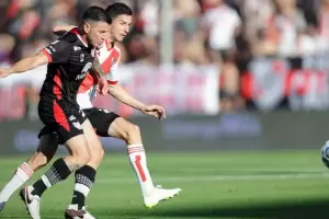 River empat sin goles con Instituto y sell su pase a los cuartos de final