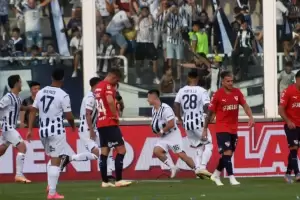 Independiente perdi� 3-2 con Talleres y se qued� afuera de los cuartos de final de la Copa de la Liga