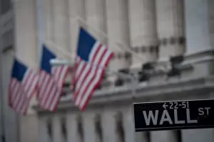 Gigantes de Wall Street analizan sumarse a la ayuda financiera de EE.UU. a la Argentina