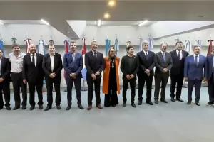 Los gobernadores del PJ se renen y presionan a Milei