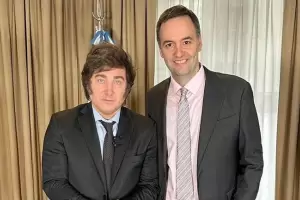 Javier Milei design al periodista Manuel Adorni como vocero presidencial