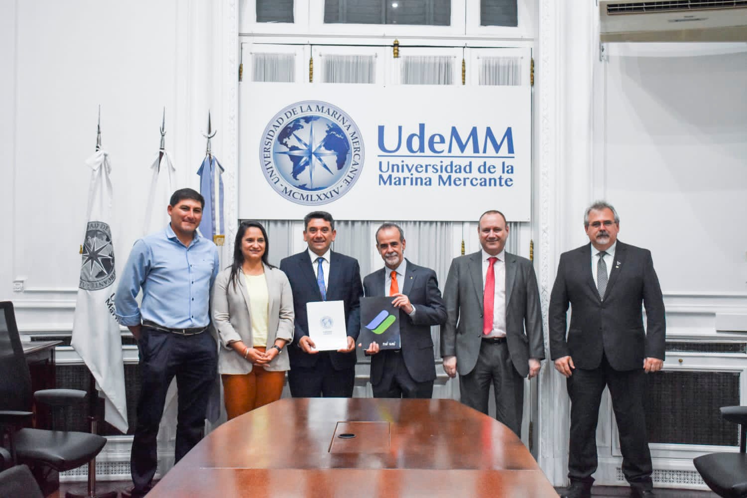 Convenio entre FME y la Universidad de la Marina Mercante para el ...