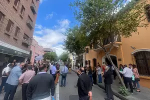 Los empleados del Tribunal de Cuentas marcharon en apoyo a los judiciales