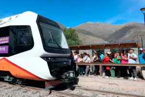 Jujuy inaugura su tren turstico solar que recorrer la Quebrada de Humahuaca