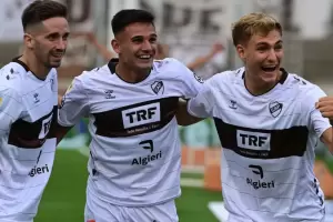 Platense le gan a Godoy Cruz y es finalista de la Copa de la Liga