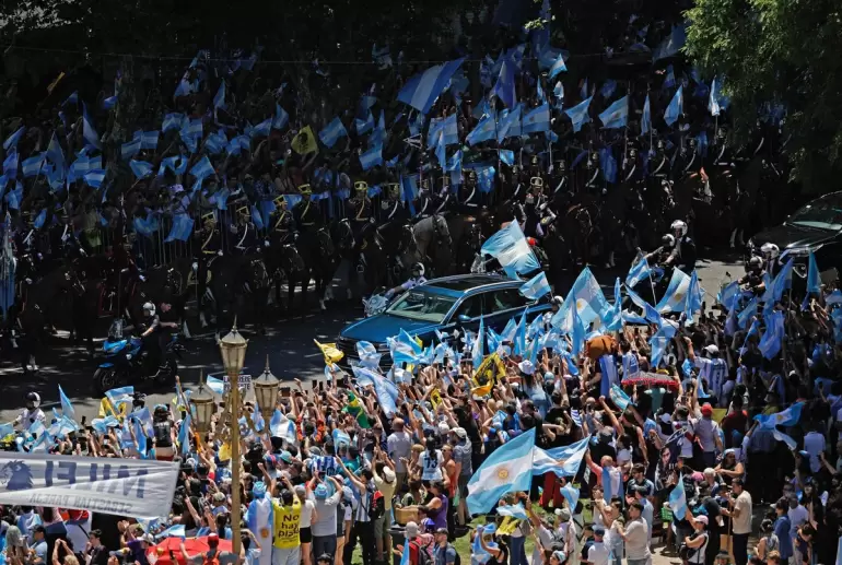 milei asunción en imagenes