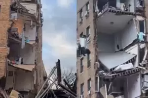 Se derrumb un edificio de seis pisos en Nueva York y buscan personas atrapadas entre los escombros