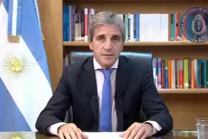 Caputo anunci un dlar oficial a $800, recortes en subsidios y fin de la obra pblica