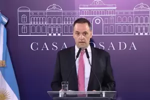 "Debern elegir entre acompaar lo que ha votado la gente o seguir obstruyendo este cambio"